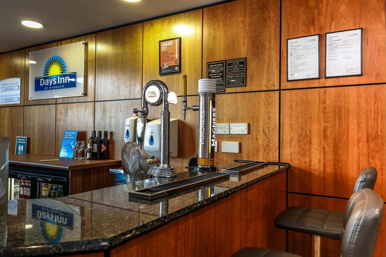 Days Inn Πήτερμπορο Εξωτερικό φωτογραφία